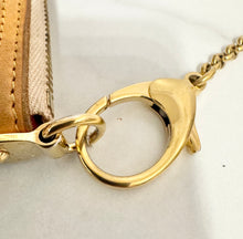 Load image into Gallery viewer, PRELOVED Louis Vuitton Takashi Murakami Monogram Multicolor Blanc Pochette Milla MM