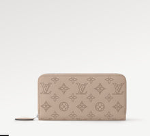 Load image into Gallery viewer, Louis Vuitton Mahina Zippy Wallet Turtledove