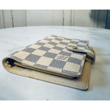 Load image into Gallery viewer, Louis Vuitton Small Ring Agenda Damier Azur