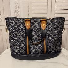 Load image into Gallery viewer, Louis Vuitton Jacquard Monogram Aviator Navy