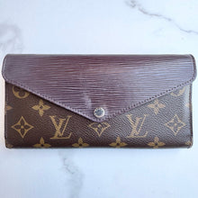 Load image into Gallery viewer, Louis Vuitton Monogram Epi Marie-Lou Wallet
