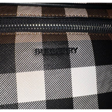 Load image into Gallery viewer, BRAND NEW Burberry Cason Bumbag