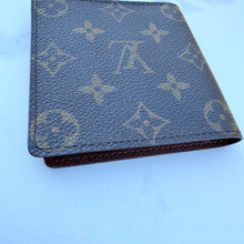 Load image into Gallery viewer, Louis Vuitton Monogram Men's Multiple Wallet