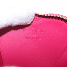 Load image into Gallery viewer, Louis Vuitton Vernis Framboise Coeur Heart Coin Purse