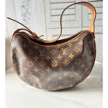 Load image into Gallery viewer, Louis Vuitton Monogram Croissant MM