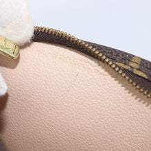 Load image into Gallery viewer, Louis Vuitton Monogram Bucket GM Pochette