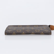 Load image into Gallery viewer, Louis Vuitton Monogram Bucket GM Pochette