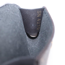 Load image into Gallery viewer, Louis Vuitton Cat Airpod Case