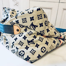 Load image into Gallery viewer, Louis Vuitton Monogram Cheche Bohemian Rouge