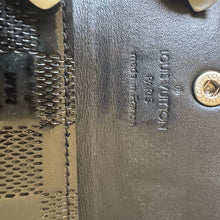 Load image into Gallery viewer, Louis Vuitton Damier Vernis Ludlow Wallet