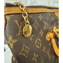 Load image into Gallery viewer, Louis Vuitton Palermo GM