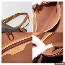 Load image into Gallery viewer, Louis Vuitton Monogram Batignolles Horizontal