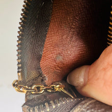 Load image into Gallery viewer, Louis Vuitton Monogram Key Pouch