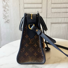 Load image into Gallery viewer, Louis Vuitton Monogram Popincourt PM Marine