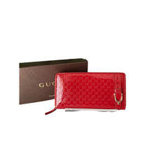 Load image into Gallery viewer, Gucci Microguccisima Patent Zippy Wallet