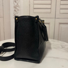 Load image into Gallery viewer, Louis Vuitton Empreinte Monogram Giant Onthego PM Black