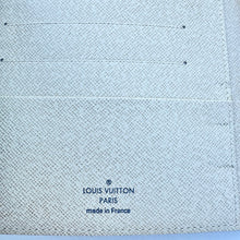 Load image into Gallery viewer, Louis Vuitton Damier Azur Medium Ring Agenda