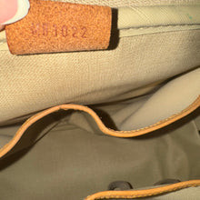 Load image into Gallery viewer, Louis Vuitton Monogram Deauville