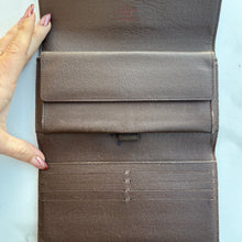 Load image into Gallery viewer, Louis Vuitton Damier Ebene International Wallet