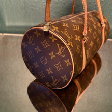 Load image into Gallery viewer, Louis Vuitton Monogram Papillon 30 with Companion Pouch