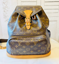 Load image into Gallery viewer, PRELOVED Louis Vuitton Montsouris GM Backpack
