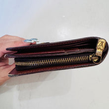 Load image into Gallery viewer, Louis Vuitton Monogram Porte Papier Zippe Wallet

