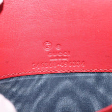 Load image into Gallery viewer, Gucci Supreme Monogram Blooms Chain Wallet
