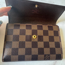 Load image into Gallery viewer, Louis Vuitton Damier Ebene Porte Tresor Etui Papiers Wallet
