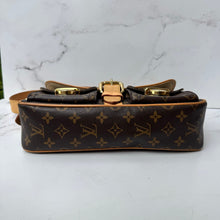 Load image into Gallery viewer, Louis Vuitton Monogram Hudson PM
