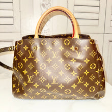 Load image into Gallery viewer, PRELOVED Louis Vuitton Monogram Montaigne MM
