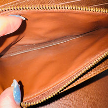 Load image into Gallery viewer, Louis Vuitton Monogram Zippy Organizer Wallet
