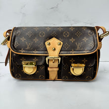 Load image into Gallery viewer, Louis Vuitton Monogram Hudson PM
