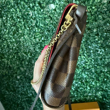 Load image into Gallery viewer, Louis Vuitton Damier Ebene Favorite MM
