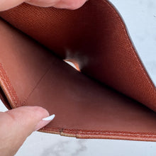 Load image into Gallery viewer, Louis Vuitton Monogram Monogram French Wallet
