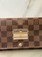 Load image into Gallery viewer, Louis Vuitton Damier Ebene Sarah Wallet
