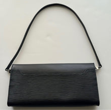 Load image into Gallery viewer, Louis Vuitton Black Epi Sevigne Clutch
