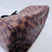 Load image into Gallery viewer, Louis Vuitton Damier Ebene Speedy 30
