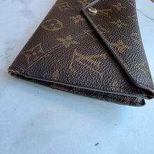 Load image into Gallery viewer, Louis Vuitton Monogram Origami Wallet
