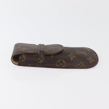 Load image into Gallery viewer, Louis Vuitton Monogram Etui a Lunettes Rabat Sunnies/ Eyeglass Case
