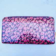 Load image into Gallery viewer, Louis Vuitton X Stephen Sprouse Monogram Vernis Leopard Zippy Wallet

