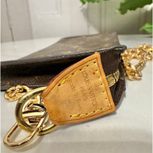 Load image into Gallery viewer, Louis Vuitton Monogram Bucket GM Pouch
