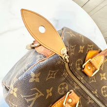Load image into Gallery viewer, Louis Vuitton Monogram Speedy 30
