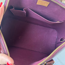 Load image into Gallery viewer, Louis Vuitton Vernis Amarante Bundle: Alma GM and Small Agenda

