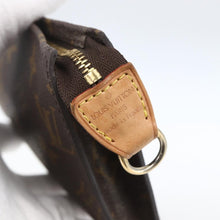 Load image into Gallery viewer, Louis Vuitton FL0021 Monogram Bucket GM Pouch
