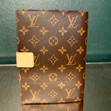 Load image into Gallery viewer, Louis Vuitton Paul Notebook Cover MM

