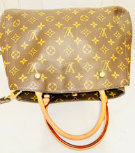 Load image into Gallery viewer, PRELOVED Louis Vuitton Monogram Montaigne MM
