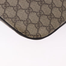 Load image into Gallery viewer, Gucci Supreme Bumbag XL

