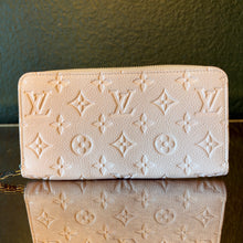 Load image into Gallery viewer, Louis Vuitton Empreinte Zippy Wallet Ivory
