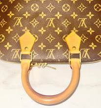 Load image into Gallery viewer, PRELOVED Louis Vuitton Alma PM
