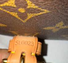 Load image into Gallery viewer, PRELOVED Louis Vuitton Monogram Sologne
